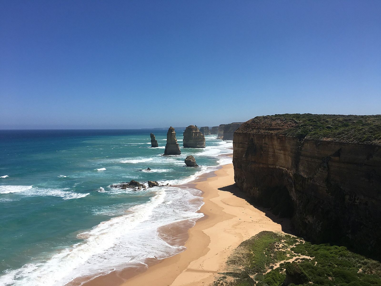 Limestone stacks of the Twelve Apostles off the cliffs of the Great Ocean Road in Victoria