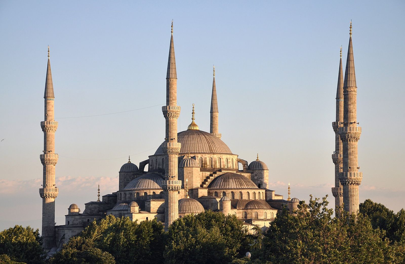 The domes and six minarets of the Sultan Ahmed Mosque in Sultanahmet, Istanbul, in evening light