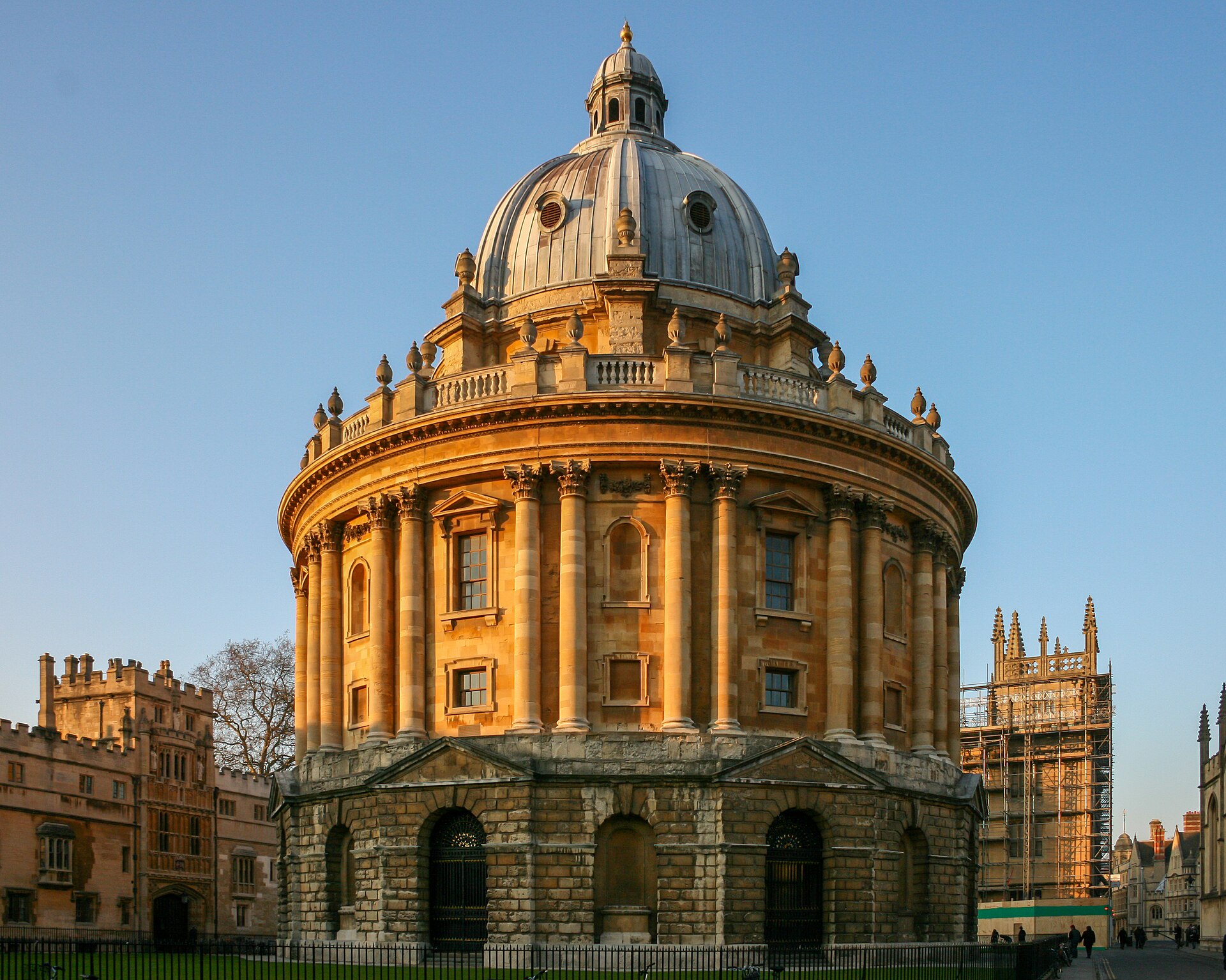 The domed Radcliffe Camera in the heart of the University of Oxford