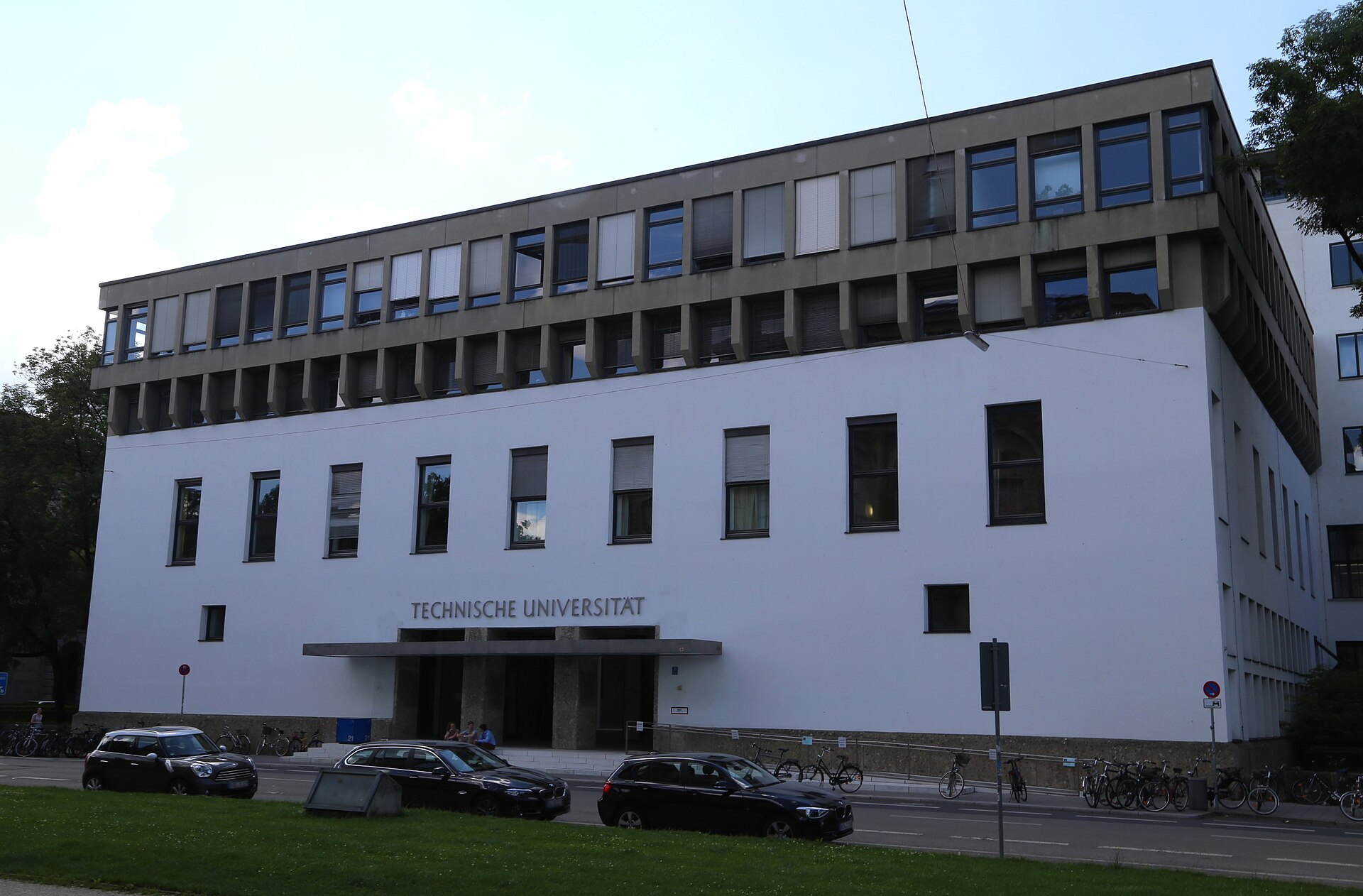 The Technical University of Munich's main building on Arcisstraße in Munich
