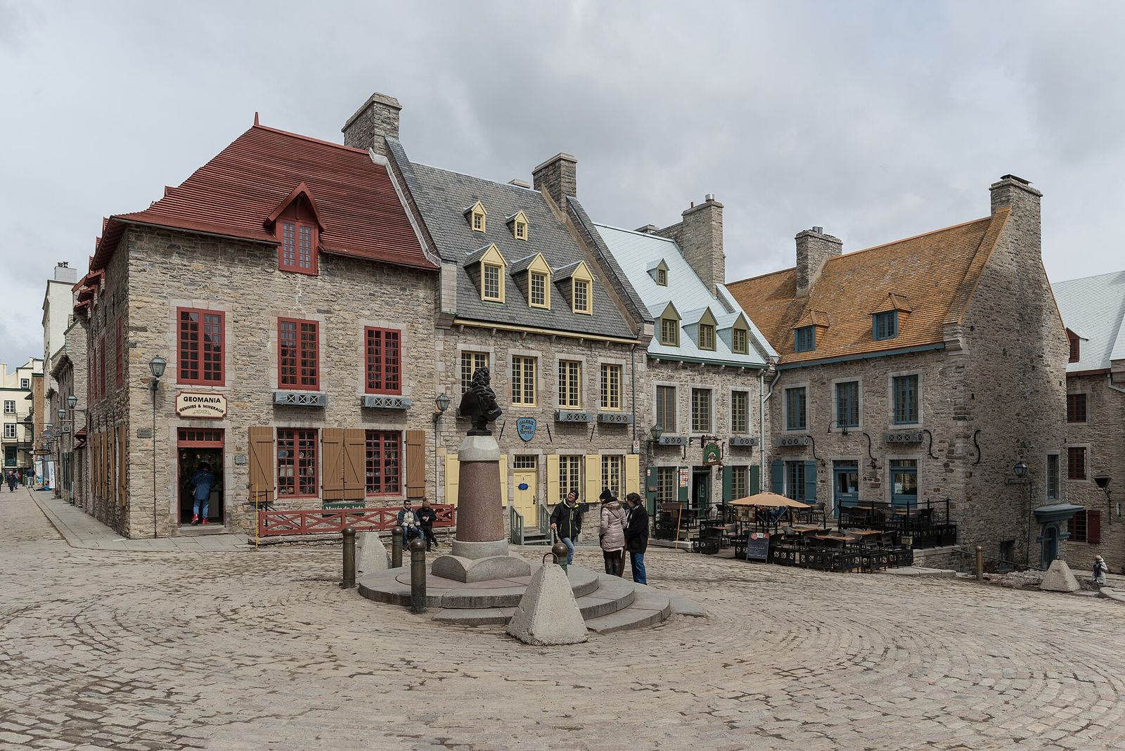 Stone houses with steep roofs around Place Royale in the Lower Town of Old Québec